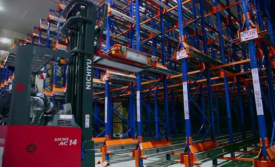 satın al Ayarlanabilir Süt Endüstrili Radio Shuttle Racking forklift, 1500KG Çevrimiçi üretim