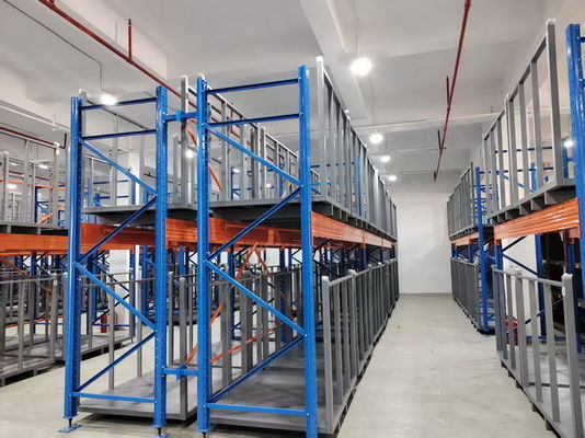 Orta ve küçük büyüklükte depo alanı için çatal kaldırıcı veya AGV işletimli özelleştirilebilir kumaş rulo depolama sistemi